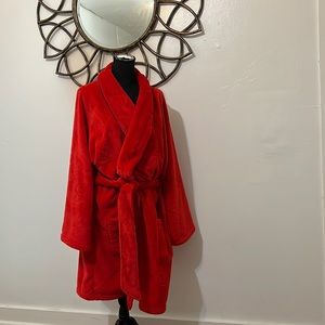 Victoria’s Secret Women’s Robe